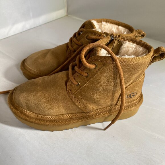 KIDS UGG NEUMEL II SUEDE BOOTS! EUC! SIZE 12  1017320k - Picture 1 of 6